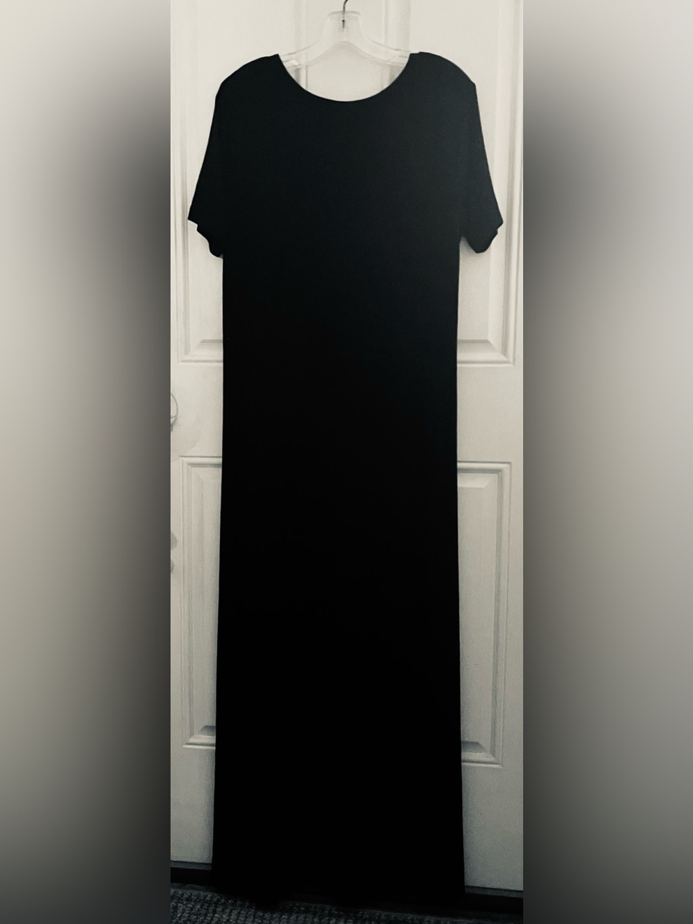 Amazon Essentials Women’s Jersey Short-Sleeve Crewneck Side Slit Maxi Dress-LG - Picture 3 of 10